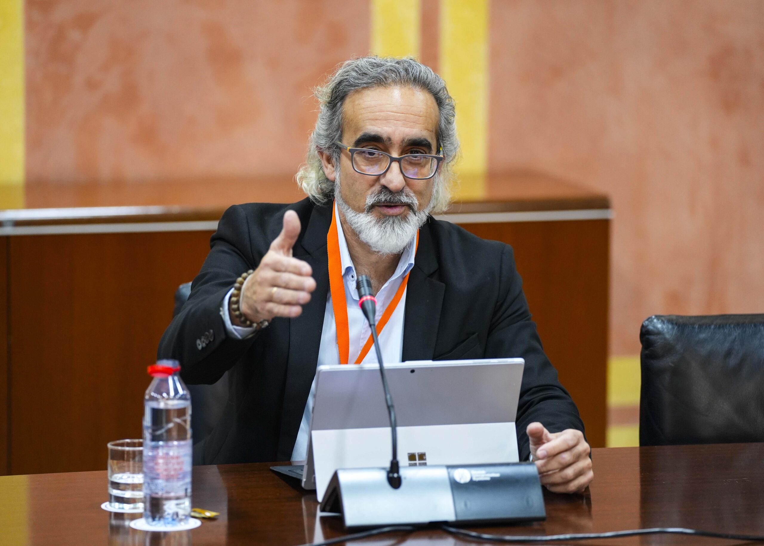 Antonio Gil comparece en el Parlamento de Andalucía